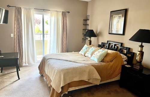 Reno Condo | South Reno Condo Strategically Located Next to Lake Tahoe, skiing, and Shopping