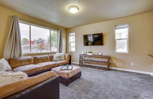 South Salt Lake House | South Salt Lake Home with Hot Tub 7 Mi to Downtown