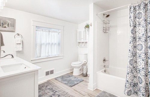 Sandpoint House | South Sandpoint Charmer