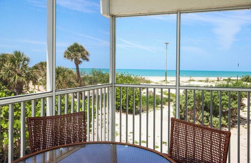 Captiva House | South Seas Beach Villa 2117: Beachfront Luxury on Captiva