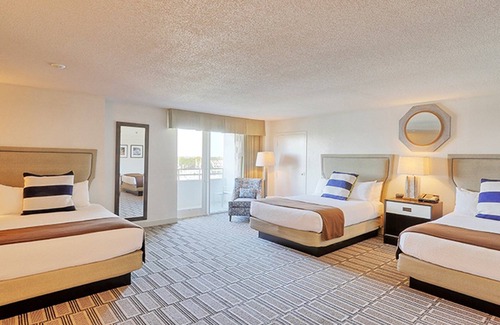 League City Hotel | South Shore Harbour Resort & Conference Center