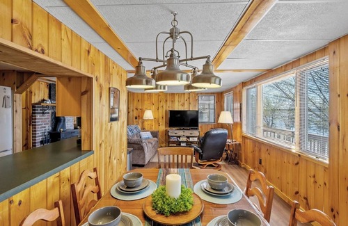 Northville House | South Shore Lake House Hideaway
