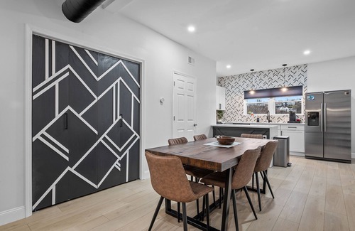 South Side Slopes House | South Slopes Home /Great for longer stays!