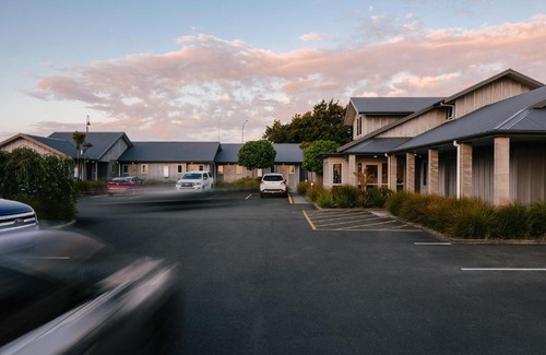 Feilding Hotel | South Street West Motel