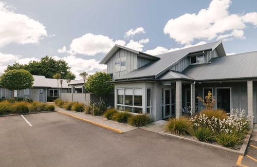 Feilding Hotel | South Street West Motel