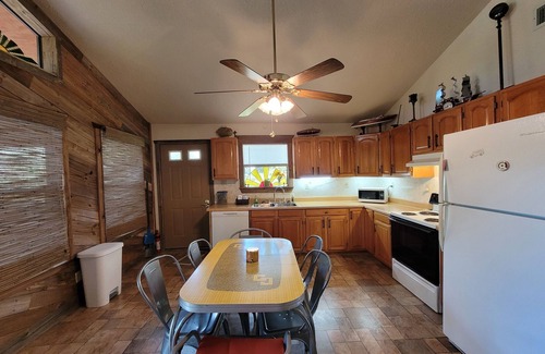 South Toledo Bend House | South Toledo Bend Waterfront Lakehouse withnFishing pier/dock, fire pit, pets 👌