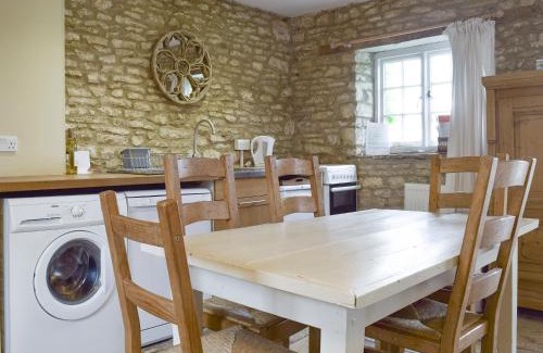 Chipping Norton House | South View Cottage