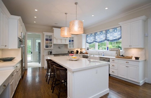 North Sea House | Southampton 6 BR, 6.5 Bath, 5 Fireplace Masterpiece.