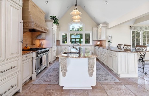 Shinnecock Hills Villa | Southampton Luxury Waterfront Villa Rental