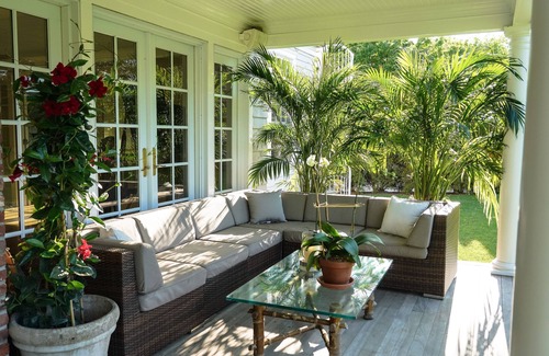 Village of Southampton House | Southampton Village Estate - Walking distance to beach, restaurants, shops