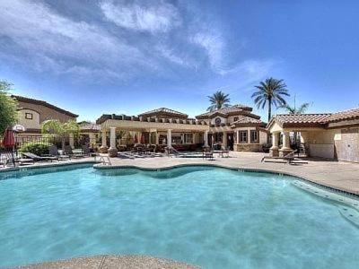 Parkwood Ranch Apartment | Southern #2055 condo