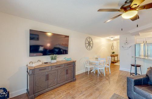 Sunset Beach Apartment | Southern Bleu