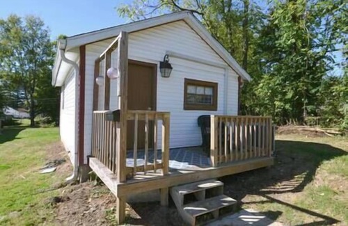 Bloomington House | Southern Bloom Cottage