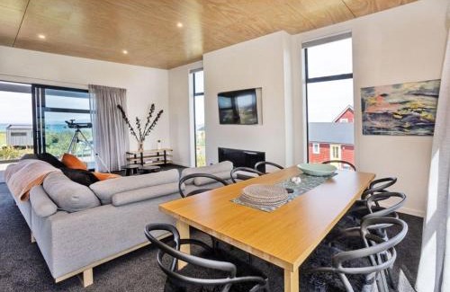 Colac Bay House | Southern Breeze - Colac Bay Beach House
