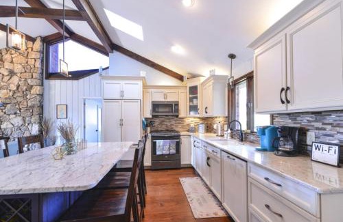 Lake Norman of Catawba House | Southern Breeze on Lake Norman