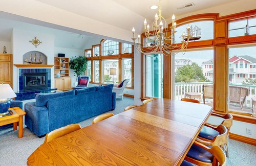 Buck Island House | Southern charm house in gated community with private heated pool & hot tub