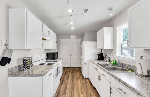 Winston - Salem House | Southern Charm Meets City Comfort