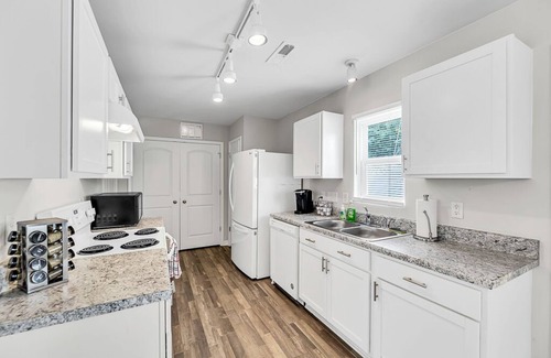 Winston - Salem House | Southern Charm Meets City Comfort