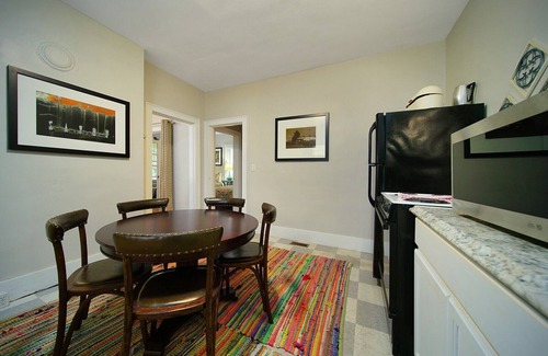 Germantown House | Southern Charm: Minutes to downtown Nashville with a cozy porch swing