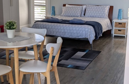 Goolwa House | Southern Comfort - Goolwa North Guest House
