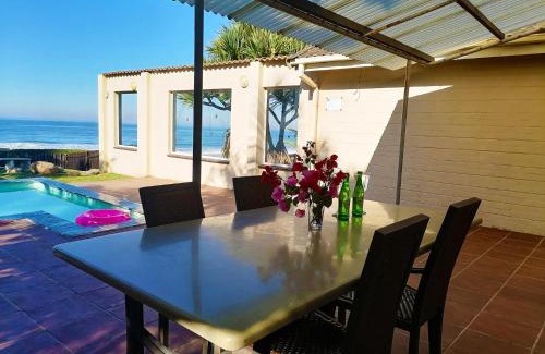 Ramsgate South Apartment | Southern Comfort - On the Pool