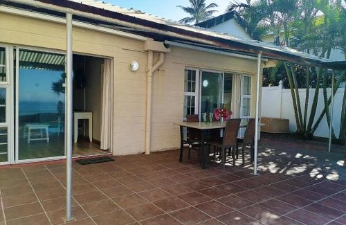 Ramsgate South Apartment | Southern Comfort - On the Pool