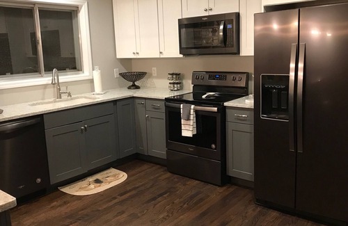 Statesville House | ★★★★★ Southern Comfort Statesville ★★★★★