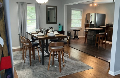 Nashville House | Southern ComfortnDynamic 2 Level Homen1 Acre LotnFully Fenced Backyard