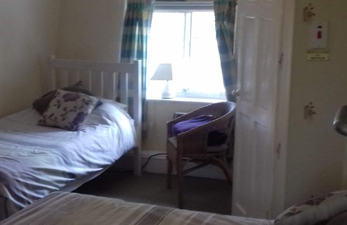Newton Poppleford House | Southern Cross Guest House