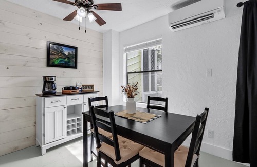 Wimberley Condo | Southern Daze I Walk to Jacob's Well & Morrow Park
