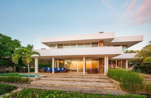 Playa Colorado House | Southern Dream Luxury beach-front villa