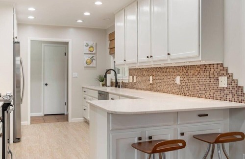 Tulsa House | Southern Hills Stunner! 3bd/2bth