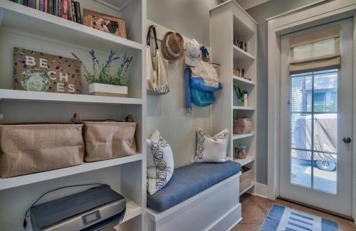 Forest District House | Southern Living Cottage
