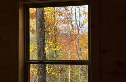 Gatlinburg Cabin | Southern Nights-Sweetheart of a Studio