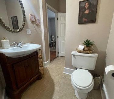 Wilder Park Apartment | Southern Parkway Retreat Near Attractions & Dining