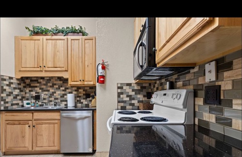 Steinhatchee Cabin | Southern Pines- Sleeps 18 with community pool and docks