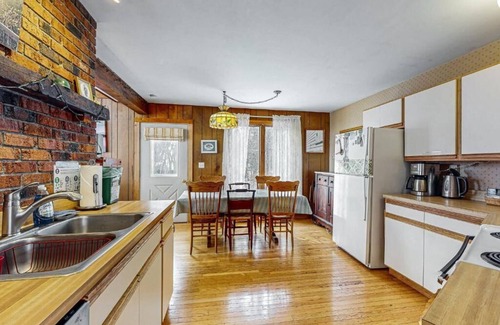 South Hero Cottage | Southern Point Cottage on Lake Champlain