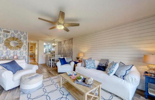 Crescent Beach Apartment | Southern Star Coastal Retreat