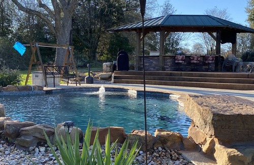 Hempstead House | Southern Star Ranch - Luxury Paradise in the Country
