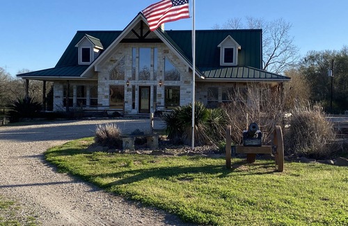 Hempstead House | Southern Star Ranch - Luxury Paradise in the Country