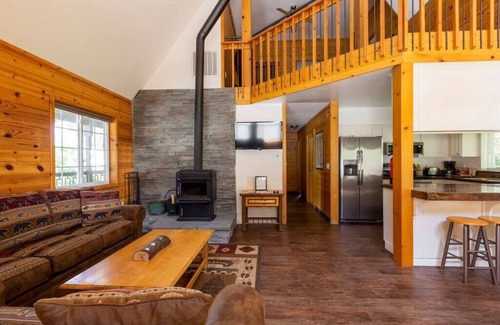 Fish Camp Cabin | Southgate Getaway of Yosemite