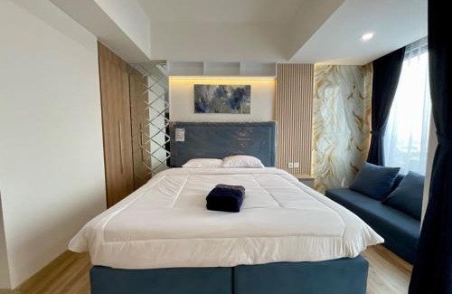 Jakarta Apartment | Southgate Residence Pasar Minggu with Pool View