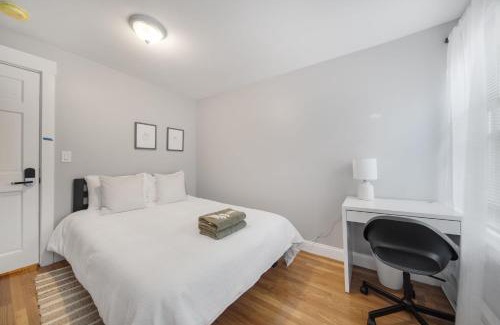 Columbus Park - Andrew Square Apartment | Southie Living by Seaport, Red Line, Beach & Bars
