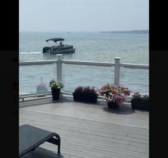 Washago Ski Chalet | SouthLake Cottage on The Lake.