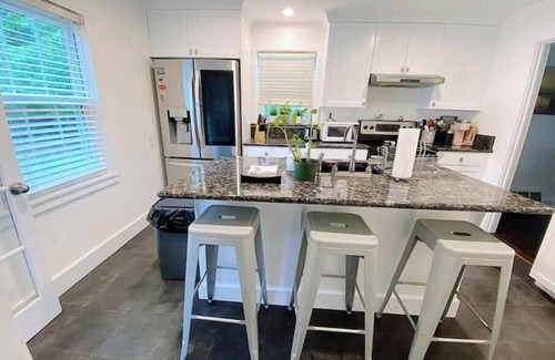 Southport House | Southport Shoreline Charm: Elegant Coastal Escape