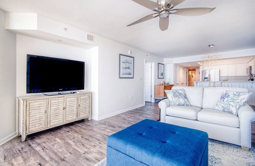 Crescent Beach Condo | Southshore Villas 903 - Renovated Oceanfront Condo