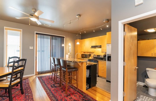 Downtown Chattanooga House | Southside's Sunset Haven. Rooftop Deck. Perfect for Couples & Families w/Kids!