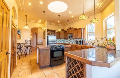 Zuzax Villa | Southwest mountain villa - Peaceful and quiet. No smokers.