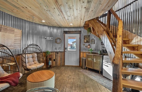 Fredonia Cabin | Southwest Silo Stay- 1 Bedroom Near Zion & Bryce