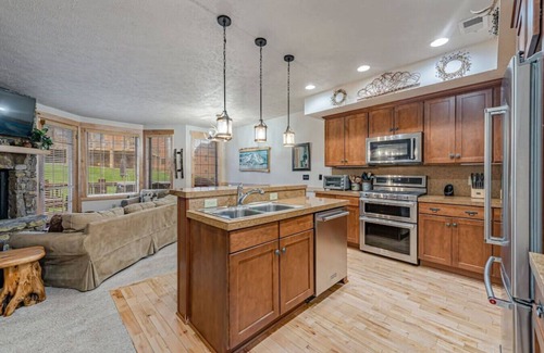 Champion House | Southwinds Ultimate Slope Side Relaxation Spot